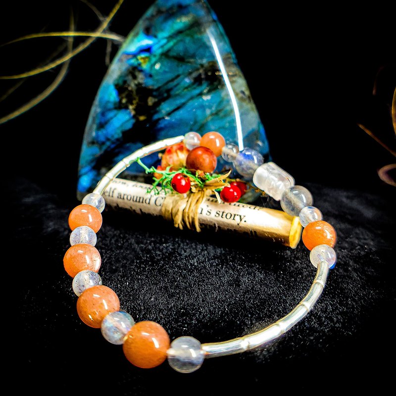Endless loop [move] shipped brave brave Moonstone / Solar Stone design models natural crystal bracelet Stone - Bracelets - Crystal Orange