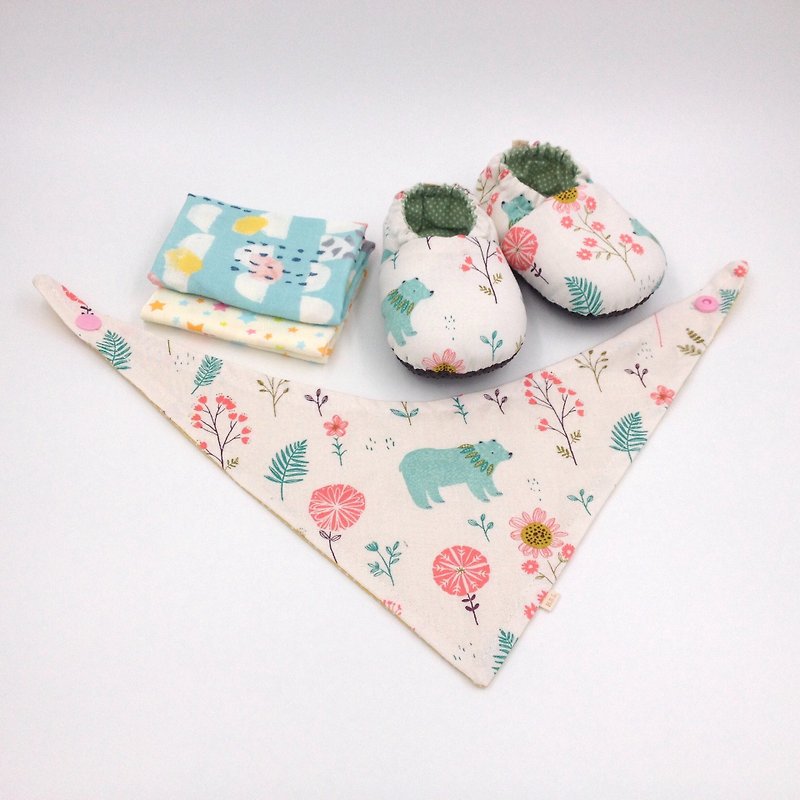 Leaf Green Bear - Mi Yue Gift Box (toddler shoes / baby shoes / baby shoes + 2 handkerchief + scarf) - ของขวัญวันครบรอบ - ผ้าฝ้าย/ผ้าลินิน หลากหลายสี
