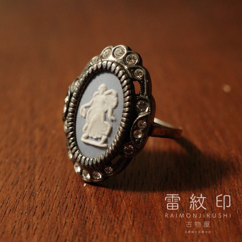 雷紋印古物屋 Raimonjirushi Vintage WEDGWOOD JASPER 白玉浮雕 浮雕玉石 鑲鑽 銀戒指 925 古董戒指