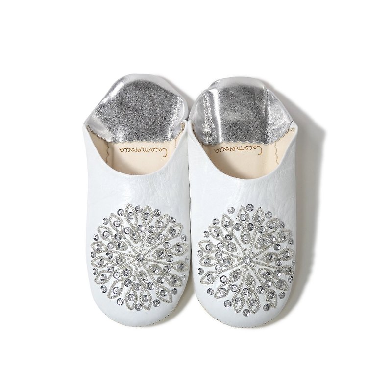 white & silver / moroccan Leather babouche Slippers / High quality odourless - รองเท้าแตะในบ้าน - หนังแท้ ขาว