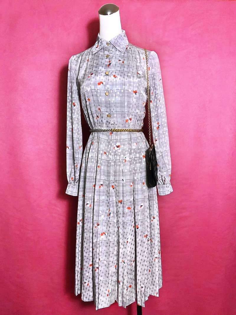 Printed textured long-sleeved vintage dress / brought back to VINTAGE abroad - ชุดเดรส - เส้นใยสังเคราะห์ ขาว