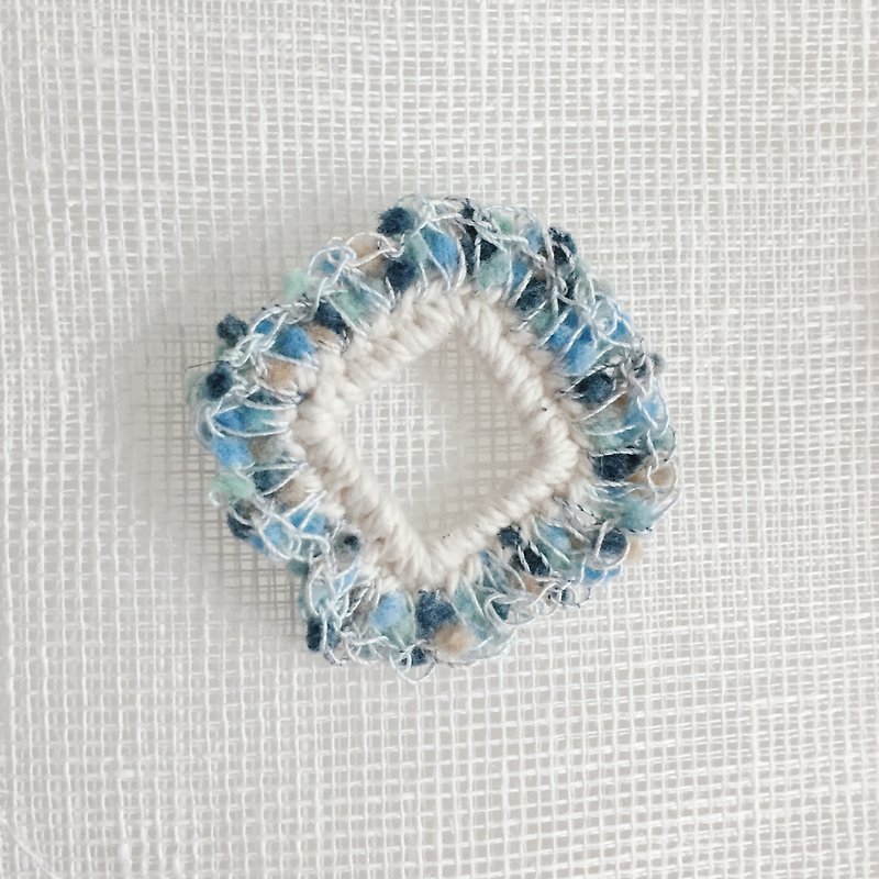 Crochet pin  |  Rectangle - เข็มกลัด - ผ้าฝ้าย/ผ้าลินิน สีน้ำเงิน