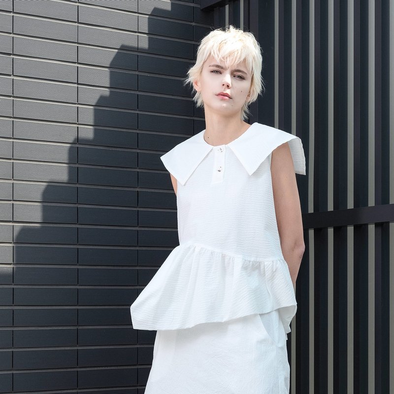 飛揚水手領泡襬無袖上衣 - 背心/無袖上衣 - 棉．麻 白色