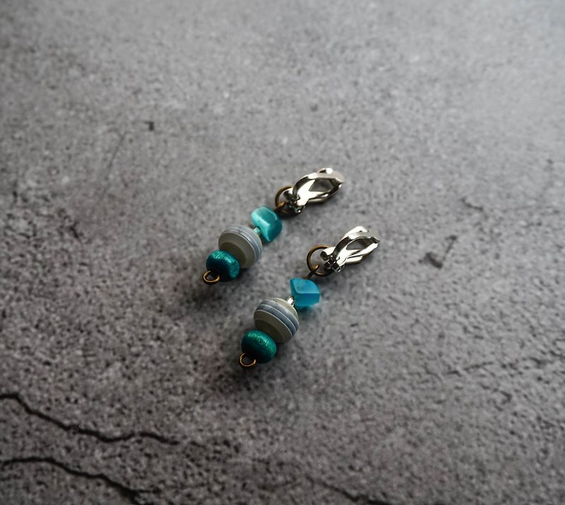 Handmade Earrings | Free Island - ต่างหู - แก้ว สีน้ำเงิน