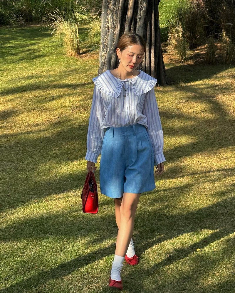 BIRUCHU Blue Stripe Big Collar Shirts : Linen shirt, long sleeve, striped pattern 棉麻 長袖 - 女襯衫 - 棉．麻 藍色