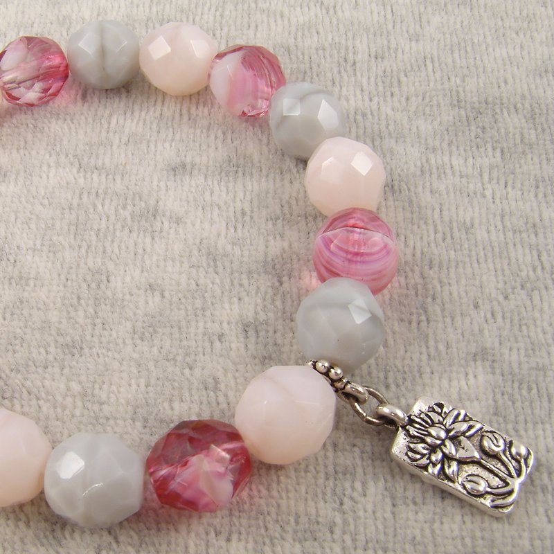 Pink Fuchsia Czech Glass Silver Lotus Charm Boho Beaded Stretch Bracelet Jewelry - 手鍊/手鐲 - 玻璃 粉紅色
