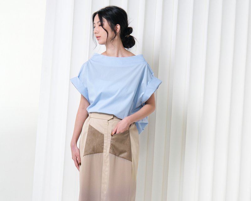 經典款 極簡微立領正反兩穿交叉上衣 - 天空藍 - 女上衣/長袖上衣 - 棉．麻 藍色
