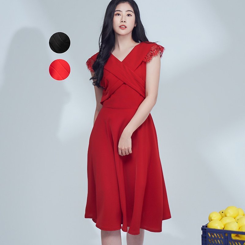 【MEDUSA】Cross Detail Drape Glam Dress - Black / Red - ชุดราตรี - เส้นใยสังเคราะห์ สีแดง