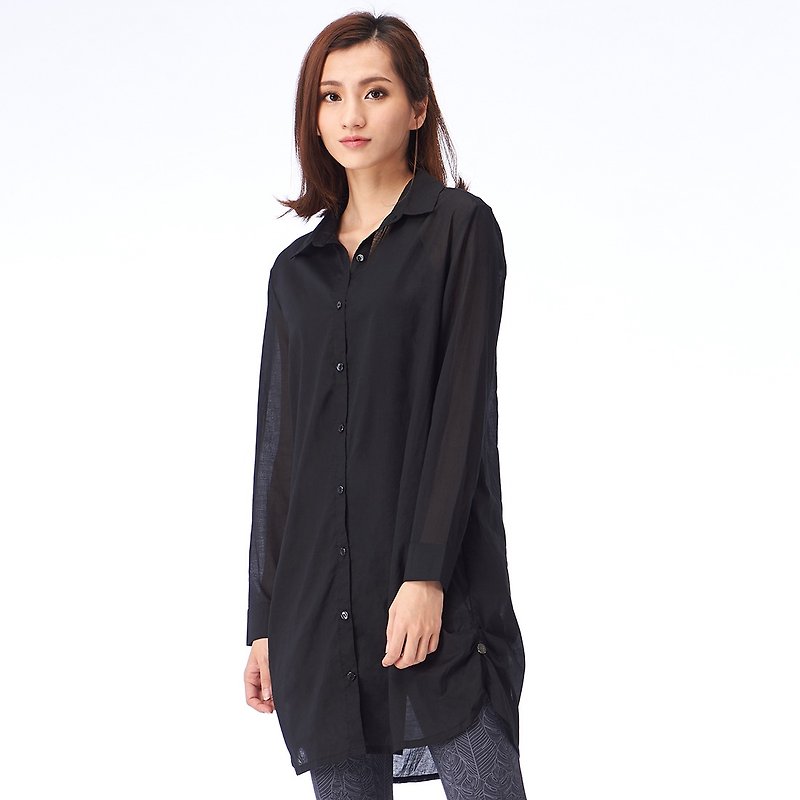 [MACACA] cotton open buckle light long version shirt - BSE3311 black - เสื้อเชิ้ตผู้หญิง - ผ้าฝ้าย/ผ้าลินิน สีดำ