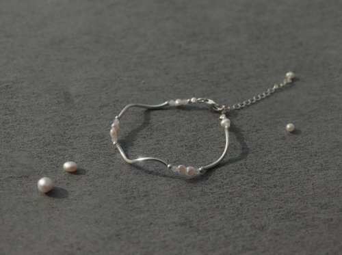 bear.studio Pearl bracelet—Wave I 純銀波瀾巴洛克珍珠手鍊