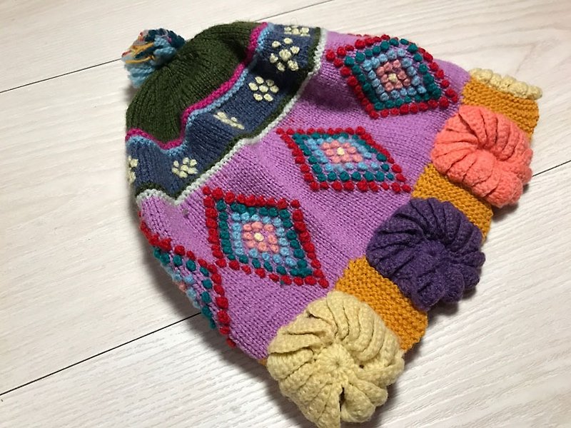 ひし形の小花色の立体編みウールハット - 帽子 - ウール パープル