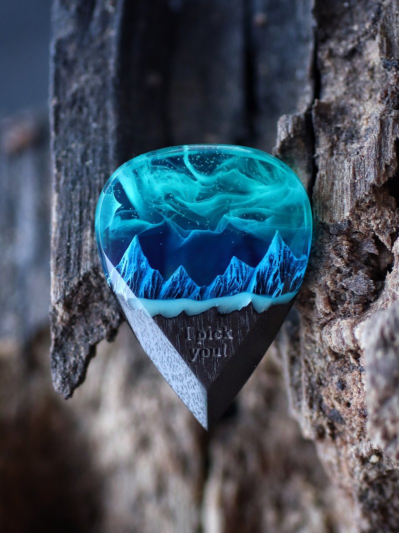 Wood resin guitar pick Northern Lights Best musician gift - Guitar Accessories - Wood Multicolor