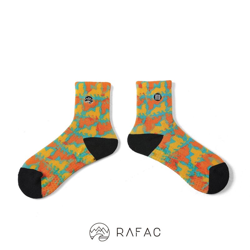 故宮x RAFAC 咖啡紗機能動動童襪_玉辟邪_經典褐 - 襪子 - 環保材質 橘色