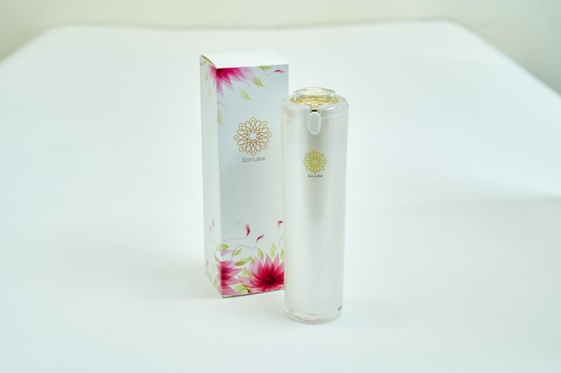 Lotus Moisturizing Essence/Eco Lotus Series/Long-lasting Maintenance - โทนเนอร์/สเปรย์ฉีดหน้า - สารสกัดไม้ก๊อก สีเหลือง