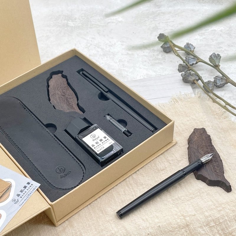 Personalized Fountain Pen Gift Set 情侶 鋼筆送禮 鋼珠筆 手帳筆 客製化 鋼筆 客製 - Fountain Pens - Copper & Brass Black