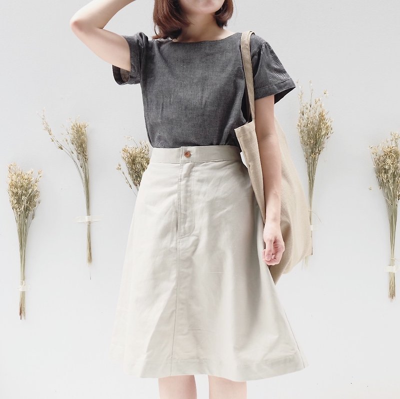 Yoko Skirt : Khaki - Skirts - Paper Khaki