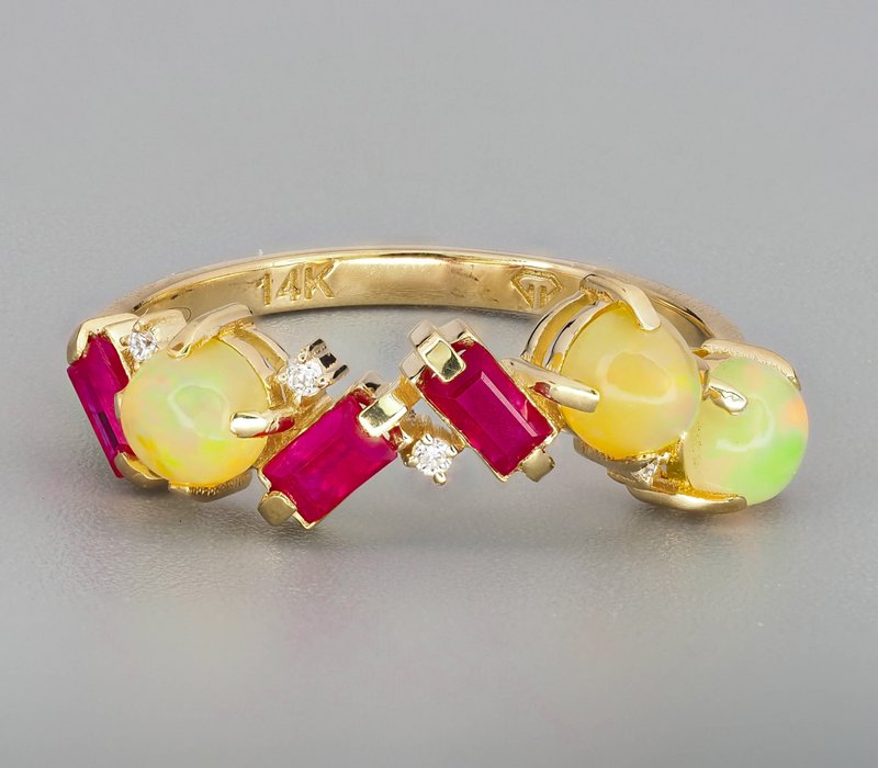 Natural rubies, opals and diamonds ring - General Rings - Precious Metals Gold