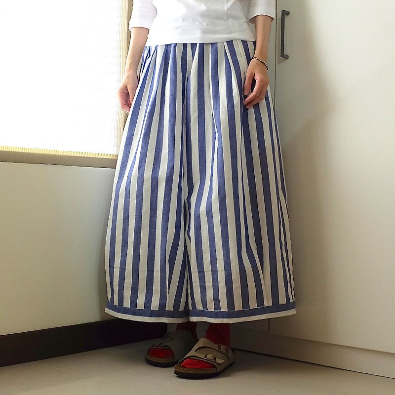 Everyday clothes playful girl navy blue thick stripes pleated wide pants cotton - Women's Pants - Cotton & Hemp Blue