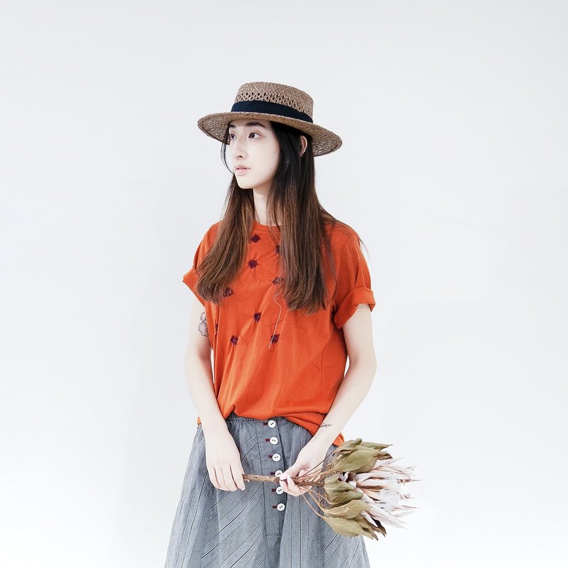 Small Jellyfish Color Handmade Coil Short Sleeve T-Shirt - เสื้อยืดผู้หญิง - ผ้าฝ้าย/ผ้าลินิน สีส้ม