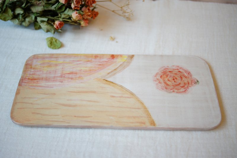 Handcrafted powder pink Japanese-style serving plate, 23 cm in length. - จานและถาด - ดินเผา สีส้ม