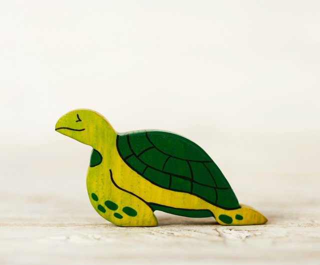 木製ウミガメ置物 海の生き物 - ショップ Wooden Caterpillar Toys 知育玩具・ぬいぐるみ - Pinkoi
