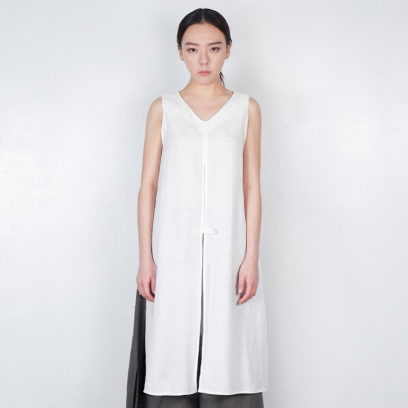 Long sleeveless vest beige - Women's Tops - Cotton & Hemp White