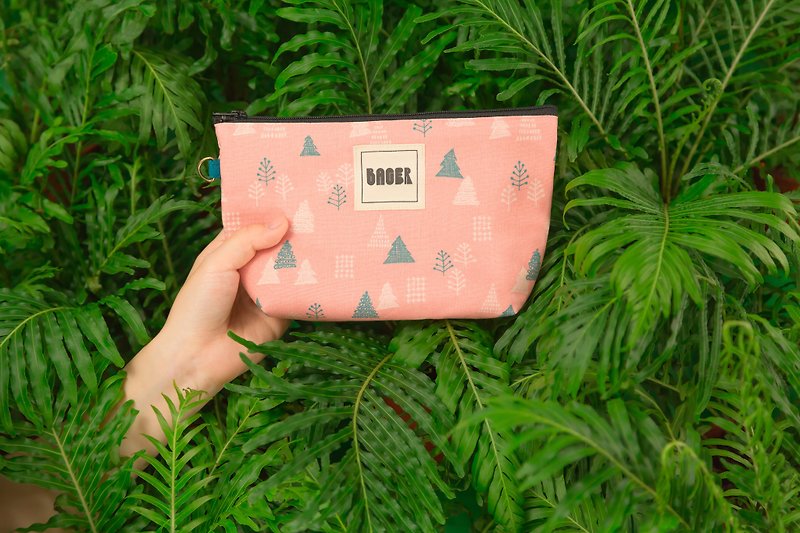 Zipper Universal Bag / Japanese Floral Cloth Limited_ Pink Forest - Toiletry Bags & Pouches - Cotton & Hemp Multicolor