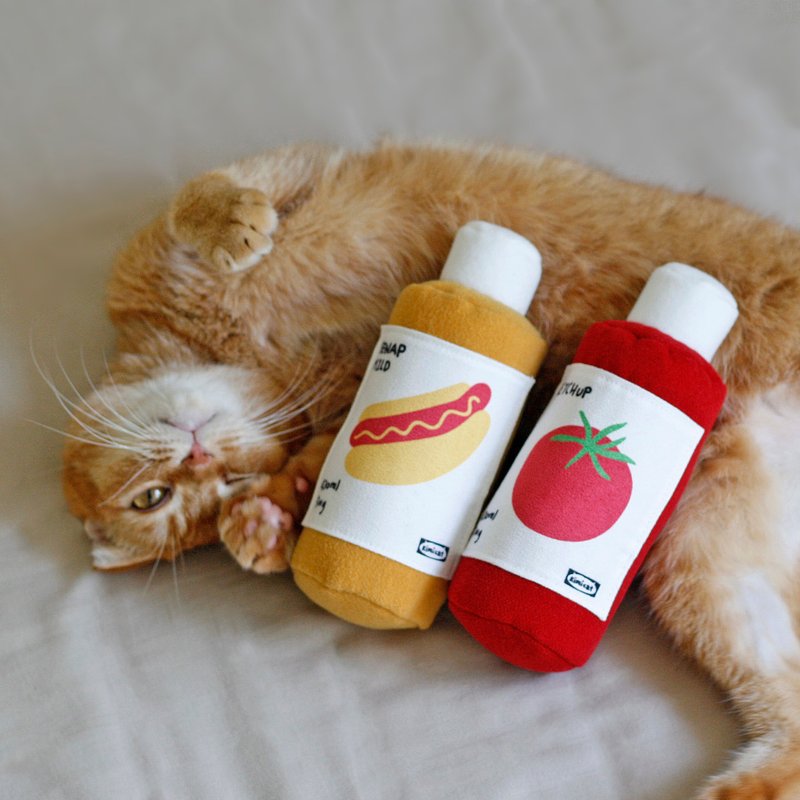 Ketchup mustard sauce cat straw bag cat toy can be filled and reused - ของเล่นสัตว์ - เส้นใยสังเคราะห์ หลากหลายสี