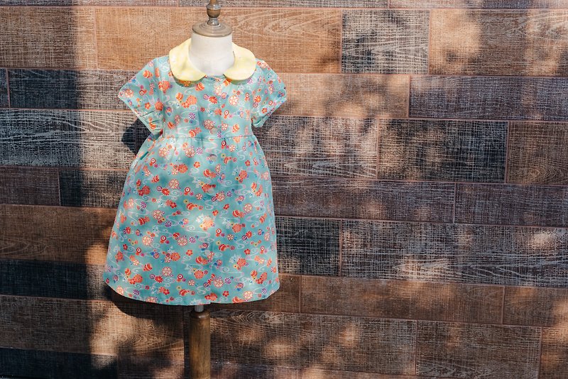 ラウンドネックの小さなドレス - 流れる水のアジサイ幼児の子供の手 - キッズドレス - コットン・麻 グリーン