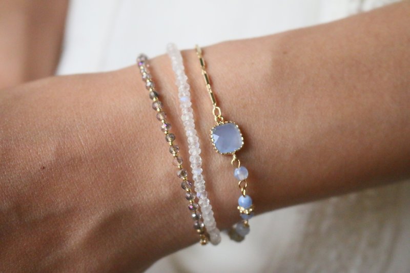 <☞ HAND IN HAND ☜> Crystal - Bow Bracelet (0979) - Bracelets - Gemstone Multicolor
