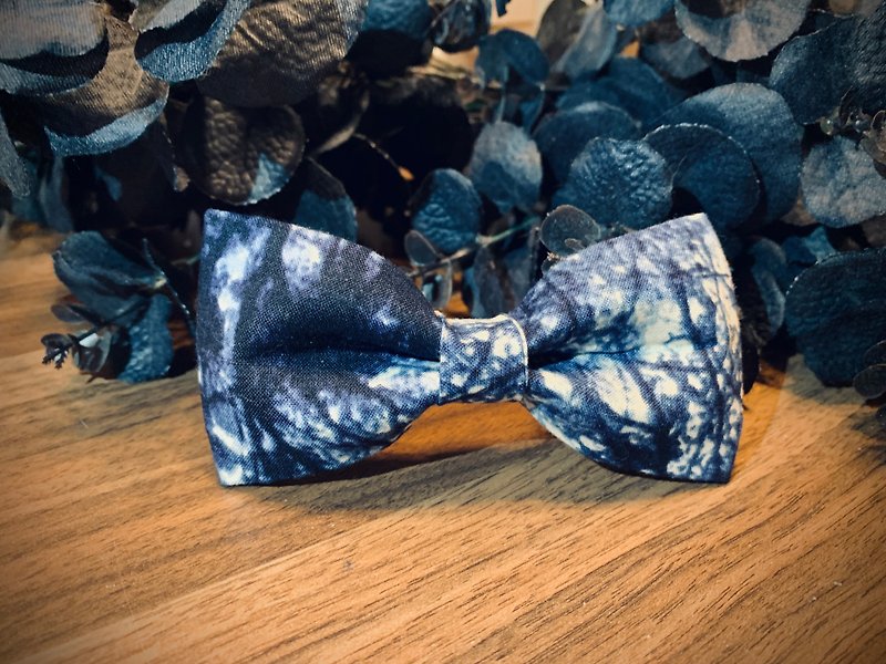 Hand-made bow tie∣blue reflection∣gentleman∣wenqing∣dating accessories - Bow Ties & Ascots - Cotton & Hemp Blue