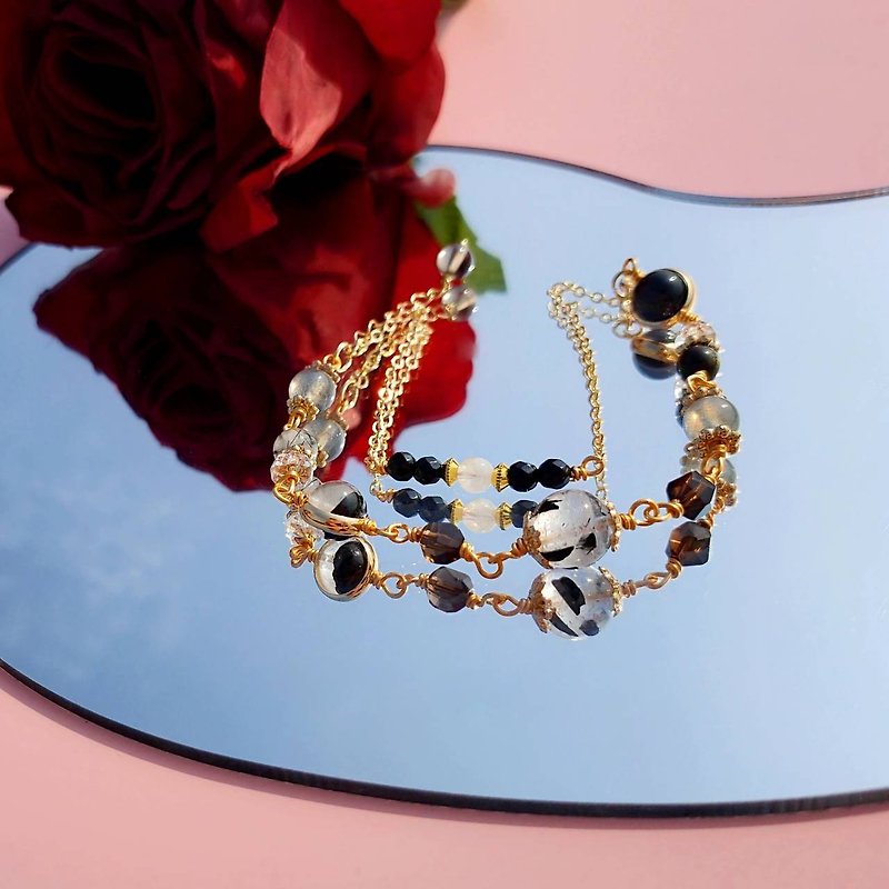 Too illusory. Black hair crystal labradorite Stone 14K gold-packed crystal ore design bracelet - สร้อยข้อมือ - คริสตัล สีดำ