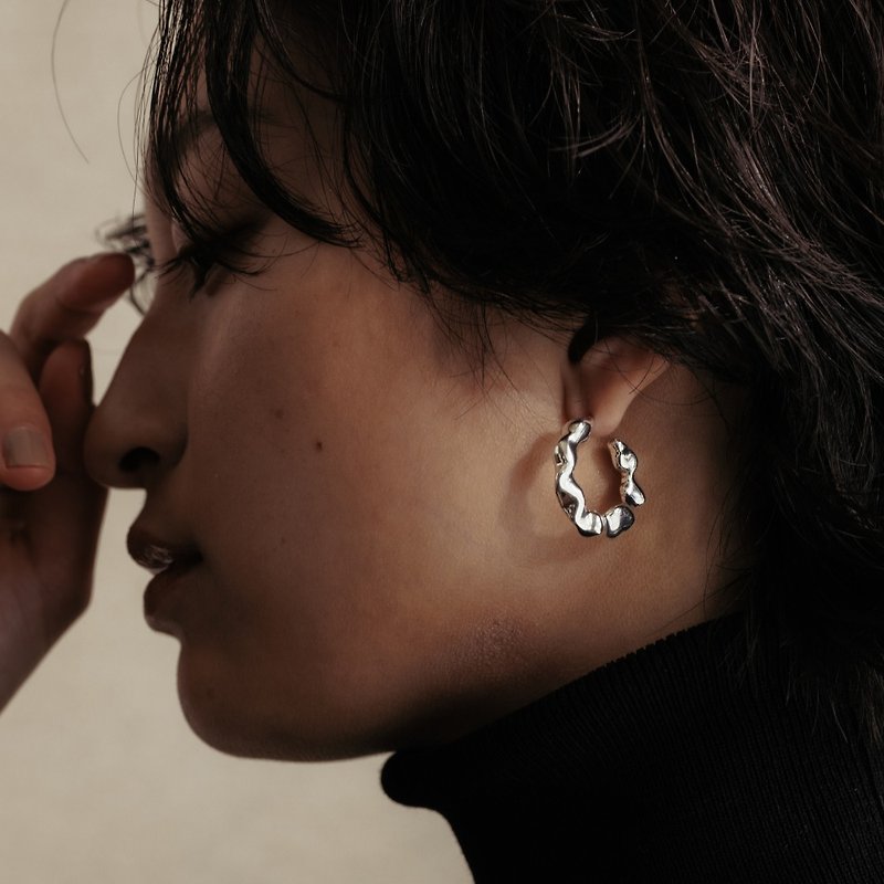 wave hoop earrings - Earrings & Clip-ons - Other Metals Silver