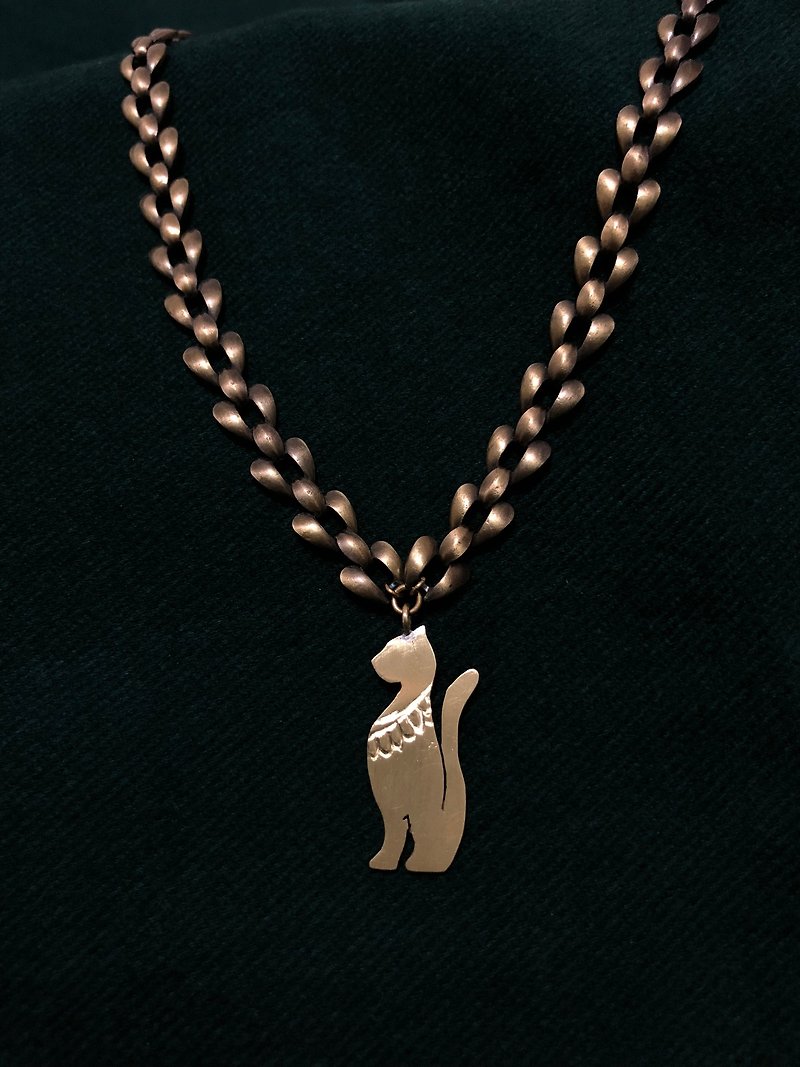 エジプトシリーズ2猫のネックレス - ネックレス - 銅・真鍮 ゴールド