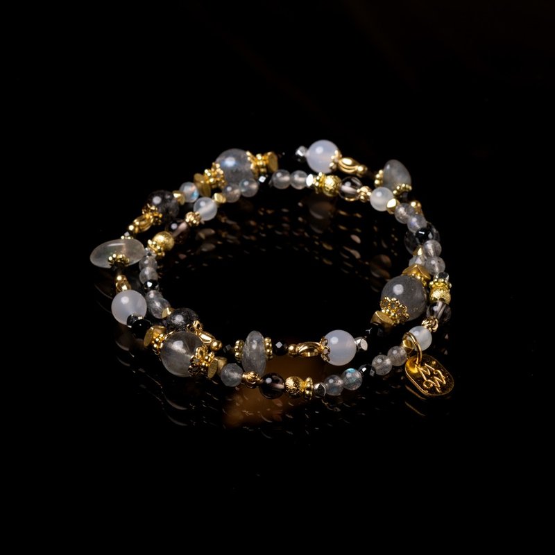 Tsukuyomi I Labradorite White Chalcedony Black Crystal Double Circle Bracelet C1654 - สร้อยข้อมือ - เครื่องเพชรพลอย 