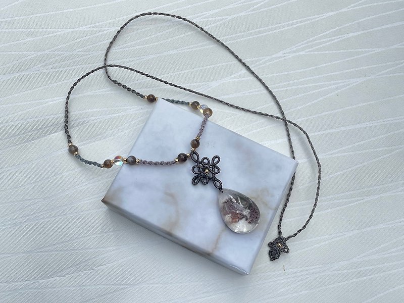 *211166 Macrame ghost Stone woven necklace - Necklaces - Semi-Precious Stones Gray