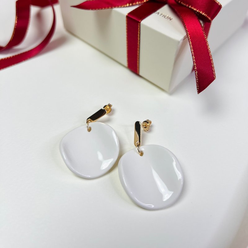 Urban Chic 白瓷耳環 White Arc Flow 聖誕 派對 禮物 包裝 - 耳環/耳夾/耳骨夾 - 瓷 白色