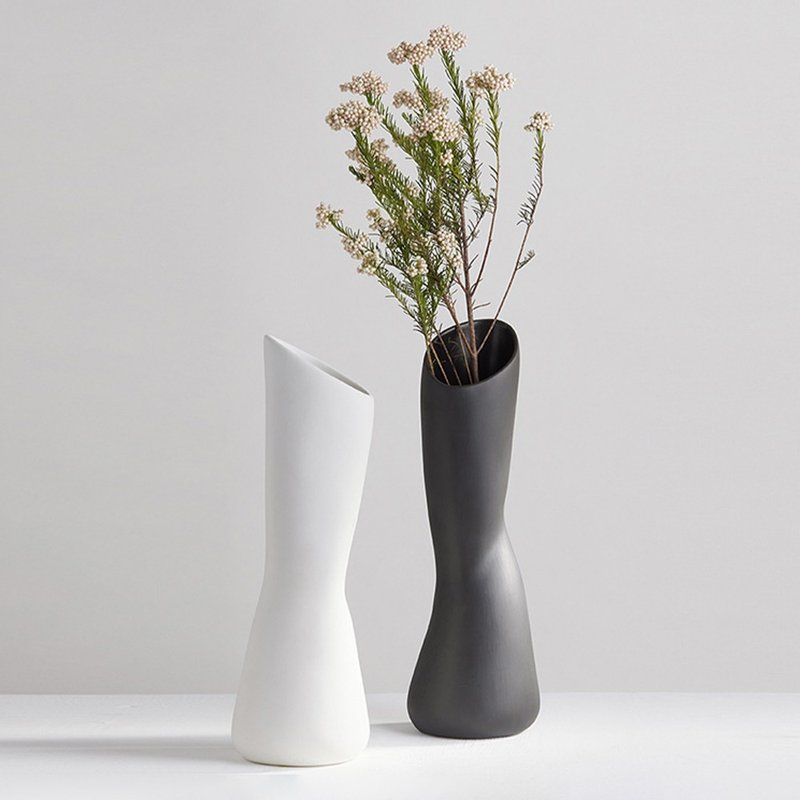 【3,co】Curve flower vessel - ตกแต่งต้นไม้ - เครื่องลายคราม หลากหลายสี