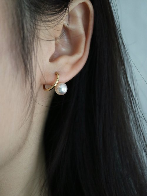 KOKO PEARL JEWELRY 18k 日本產海水akoya珍珠耳釘 金屬線條設計耳釘