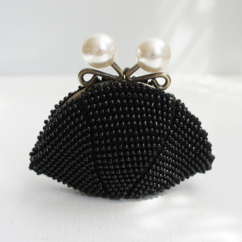 Ba-ba handmade Beads crochet pouch No.1286 - 化妝包/收納袋 - 其他材質 