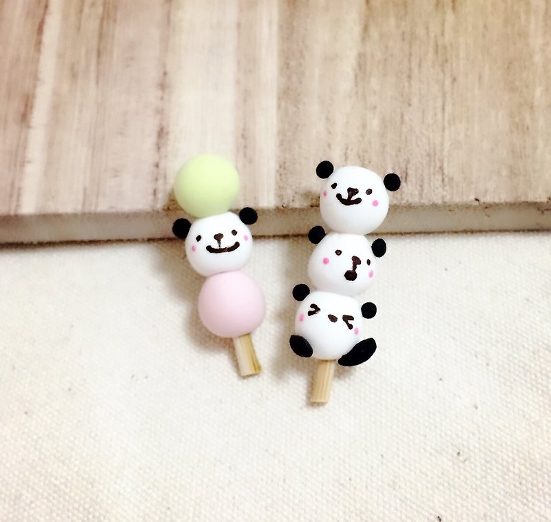 QQ Panda Bear Small Dumpling Earrings Set (Two Sets) (can be changed to Clip-On) - ต่างหู - ดินเหนียว หลากหลายสี
