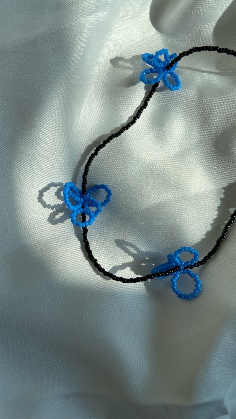 花朵 花串 小花物語 燕尾蝶 串珠 串珠項鍊 小花項鍊 - 項鍊 - 其他材質 藍色