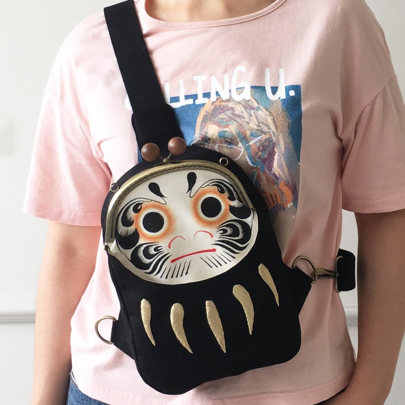 Japanese Daruma Shoulder Bag | Canvas | Black | Clasp Closure - Bold & Expressiv - กระเป๋าแมสเซนเจอร์ - ผ้าฝ้าย/ผ้าลินิน สีดำ