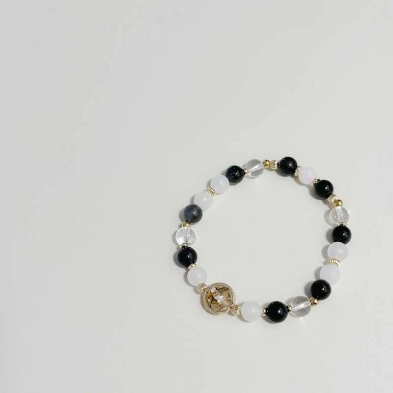 Mimis design black and white symphony fetal hair crystal bracelet - เครื่องประดับ - คริสตัล 