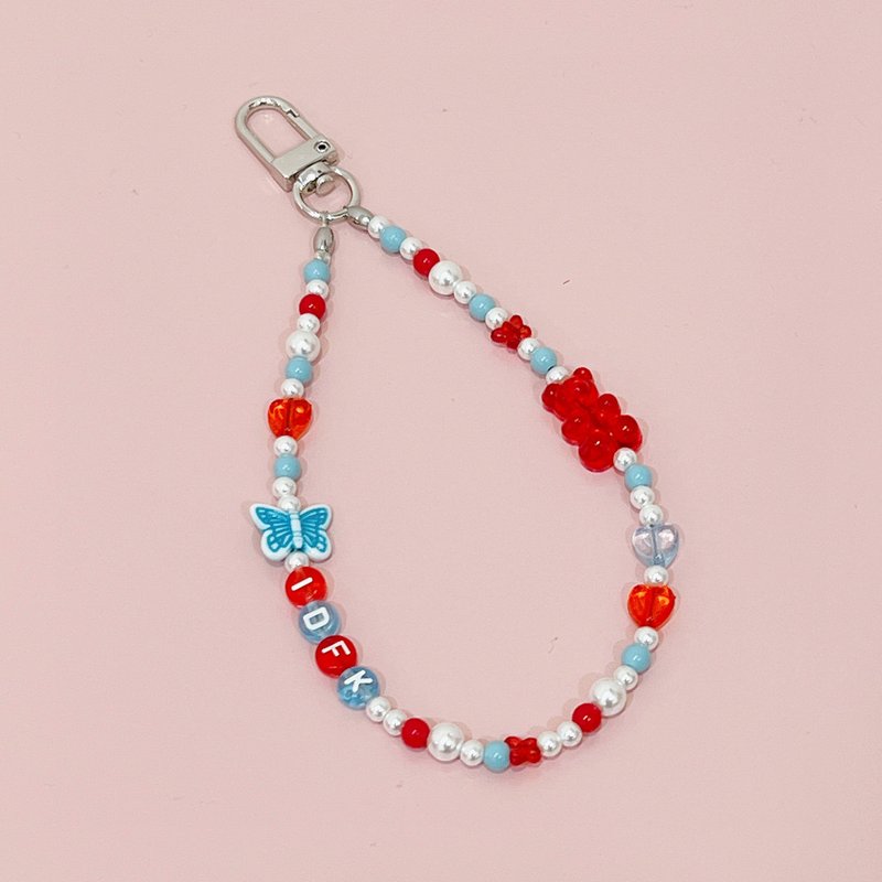 Red bear beaded mobile phone chain with customizable letters - เชือก/สายคล้อง - พลาสติก สีแดง