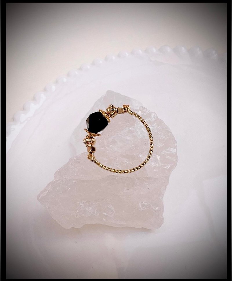 C&W Natural Multi-Faceted Black Agate 14k Gold Elegant Ring Band - แหวนทั่วไป - หยก สีดำ