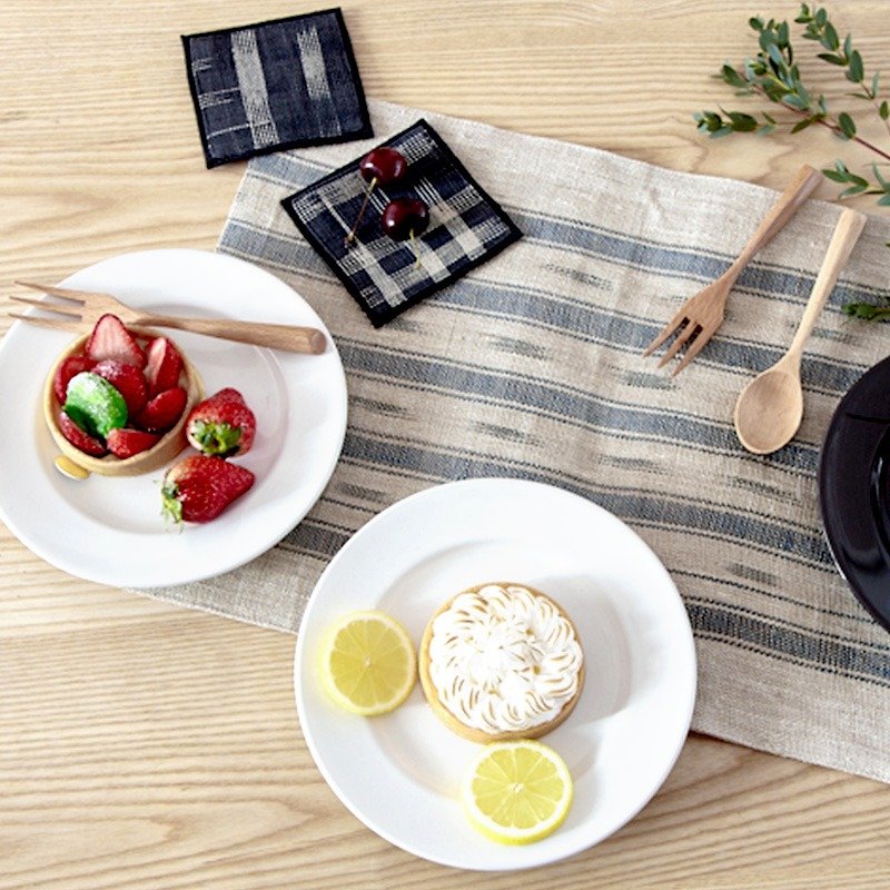 Japanese Nordic handmade Chinese retro national handmade fresh and simple insulation linen placemat coasters tea table tea cloth - ผ้ารองโต๊ะ/ของตกแต่ง - ผ้าฝ้าย/ผ้าลินิน ขาว