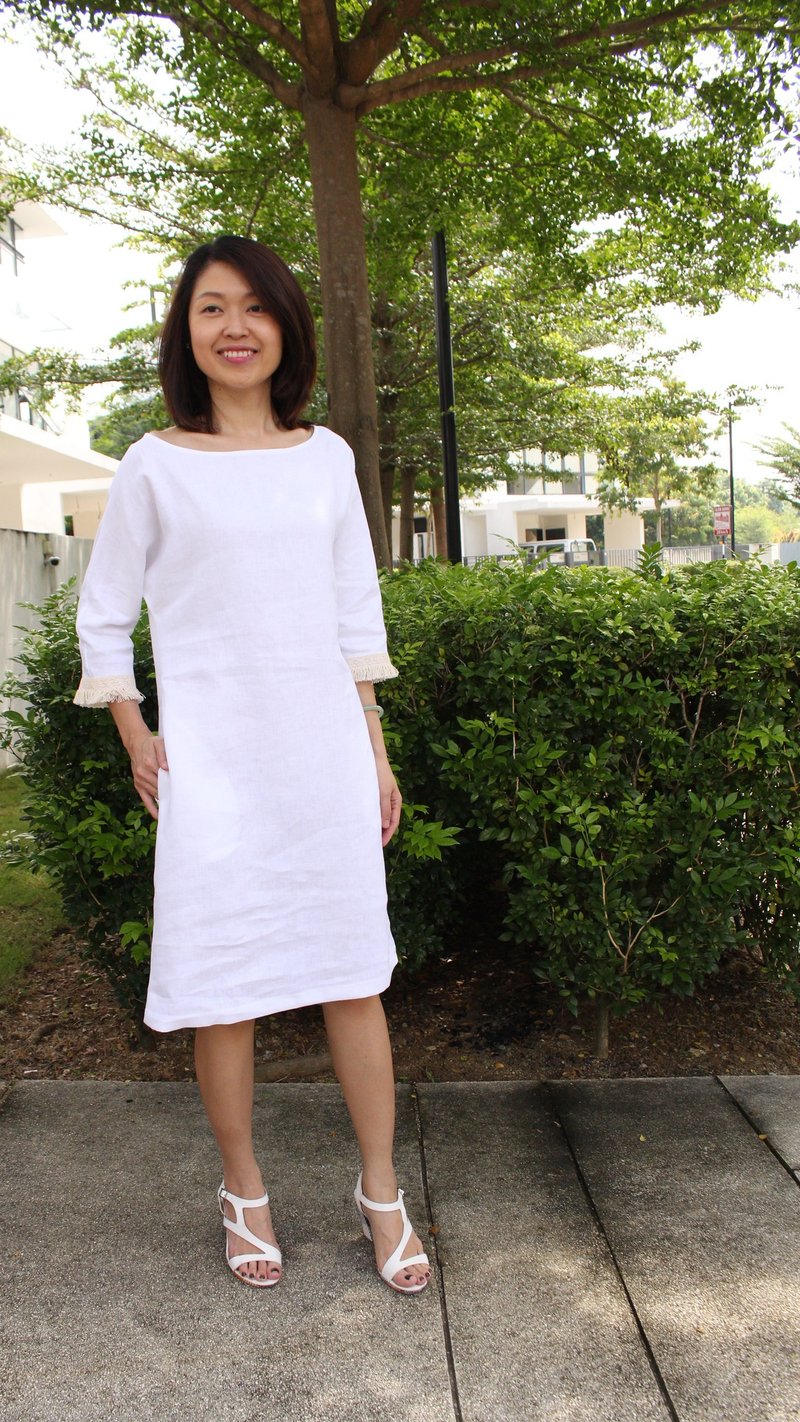 Linen Dress /Boat Neckline Linen Dress /Laced Sleeve Detail /3/4 Sleeved EP-D645 - ชุดเดรส - ลินิน 