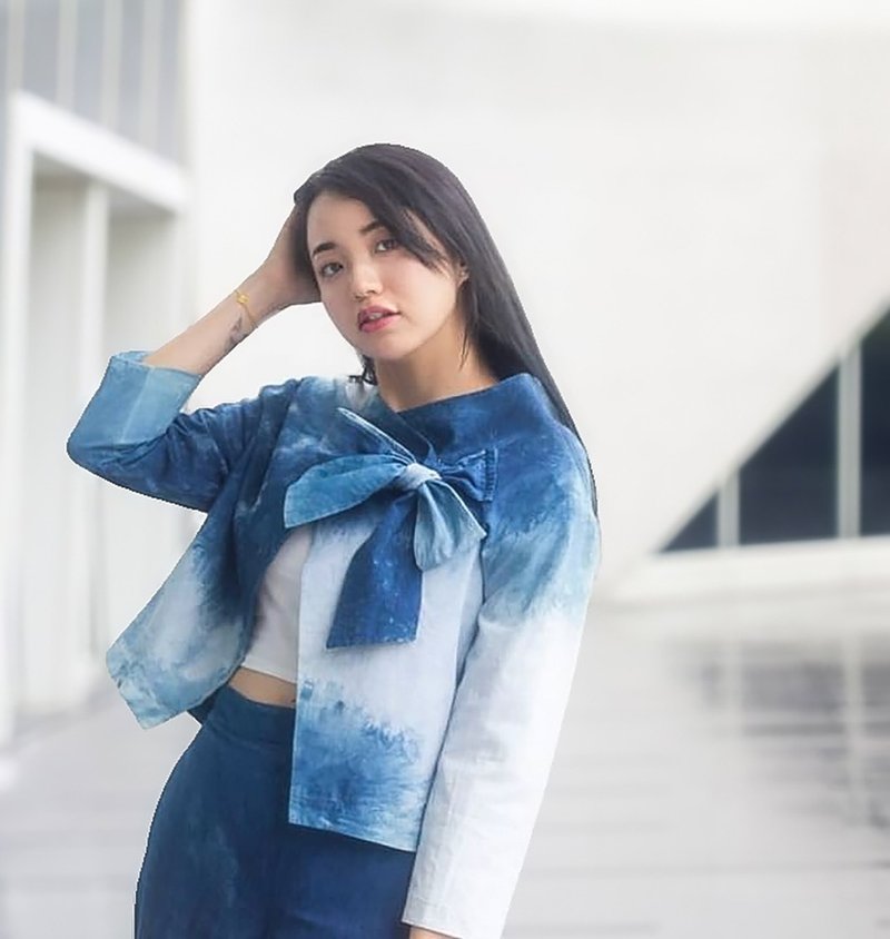 High-quality drop-shoulder vertical-cut blue-dyed strappy top - เสื้อผู้หญิง - ผ้าฝ้าย/ผ้าลินิน 