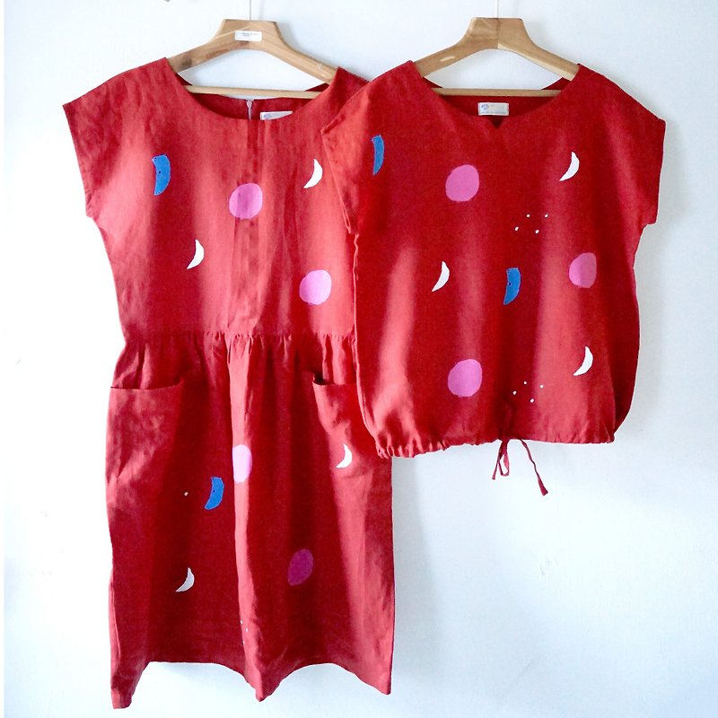 Red Moon/Gemstone Large Pocket Breathable Linen Pocket Dress Back Zipper - ชุดเดรส - ผ้าฝ้าย/ผ้าลินิน สีแดง